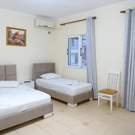 Hotel Rixhi 3*
