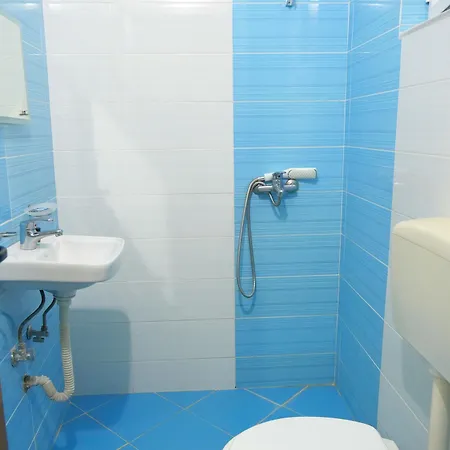 Hotel Rixhi 3*